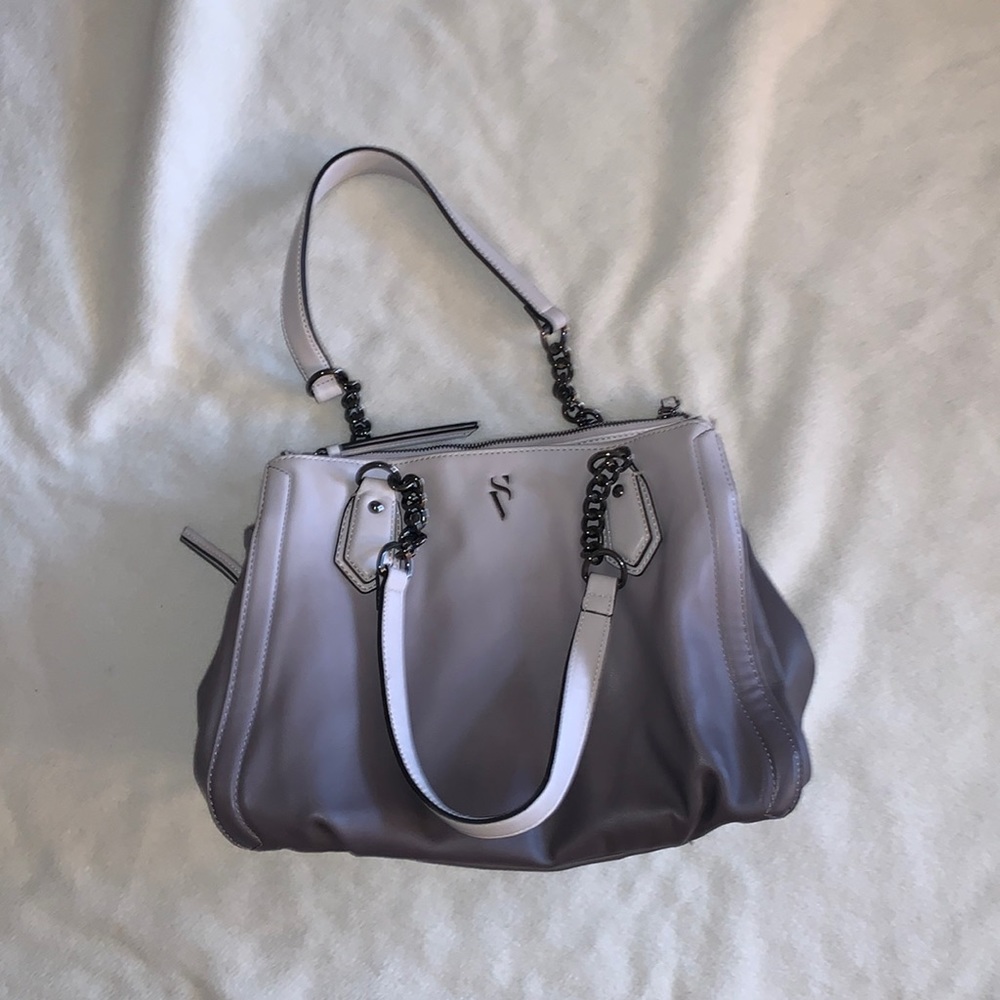 Medium size shoulder purse
